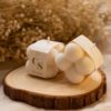 Dos velas burbuja personalizadas con faju00edn, ideales para un detalle u00fanico en tu boda.
