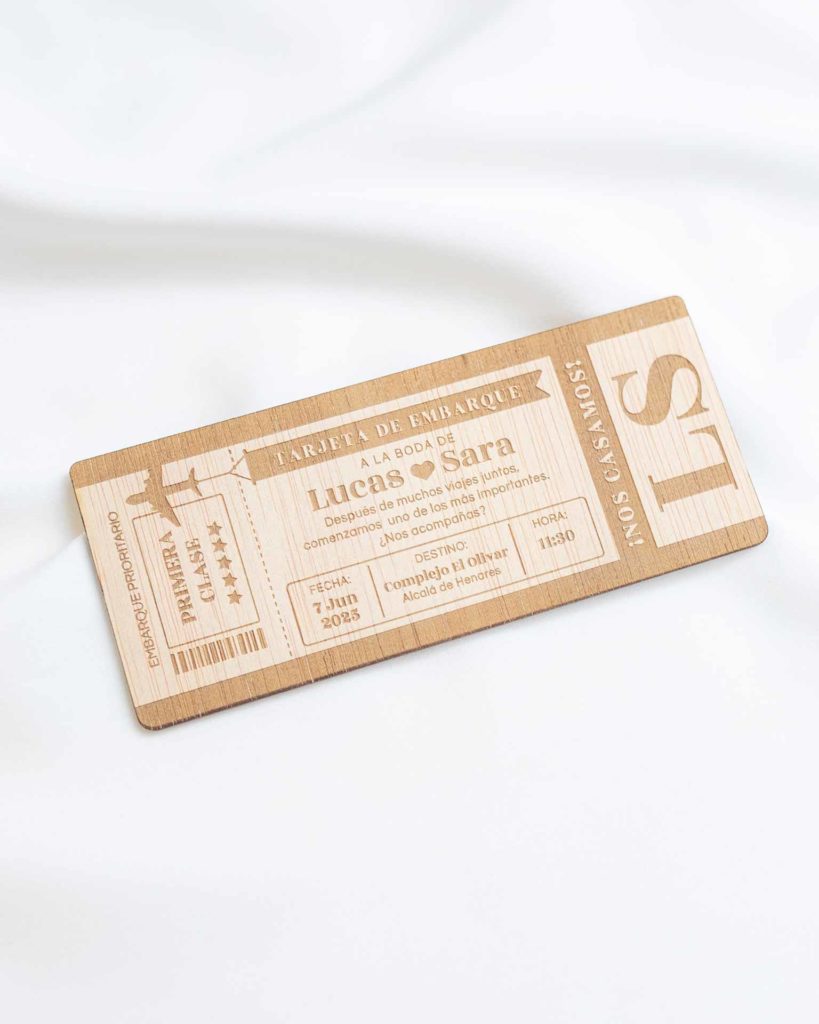 Invitación de boda aventura personalizada, perfecta para parejas aventureras
