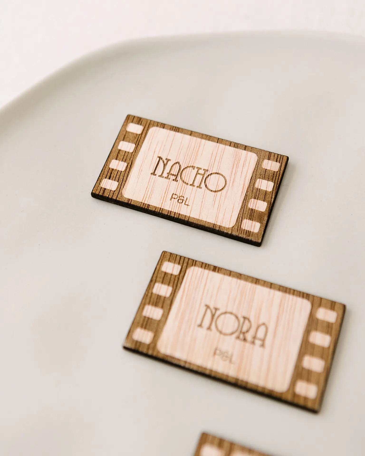 Varios marcasitios Movie mostrados juntos, con forma de fotograma de madera y nombres personalizados