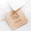 Invitaciu00f3n Disco personalizada con sobre metalizado blanco, elegante y sofisticada para tu evento.