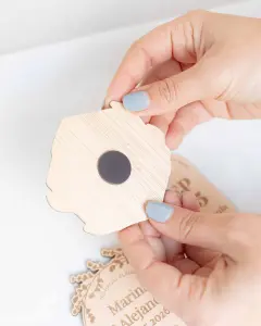 Save the date de madera personalizado