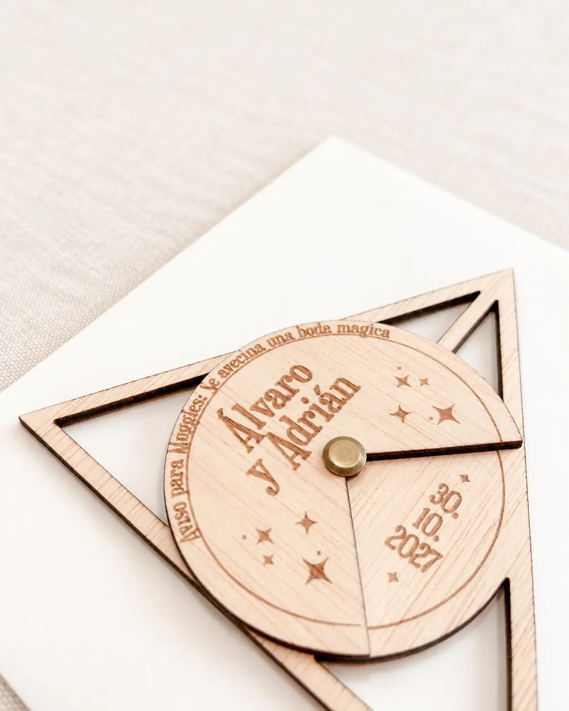 Invitaciu00f3n de boda Reliquias de madera, foto 2